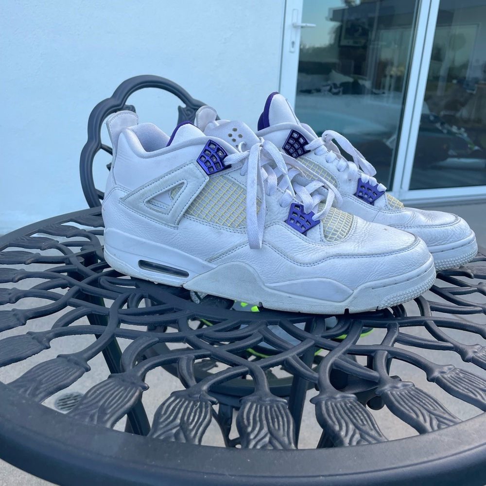 Jordan 4 Metallic Purple